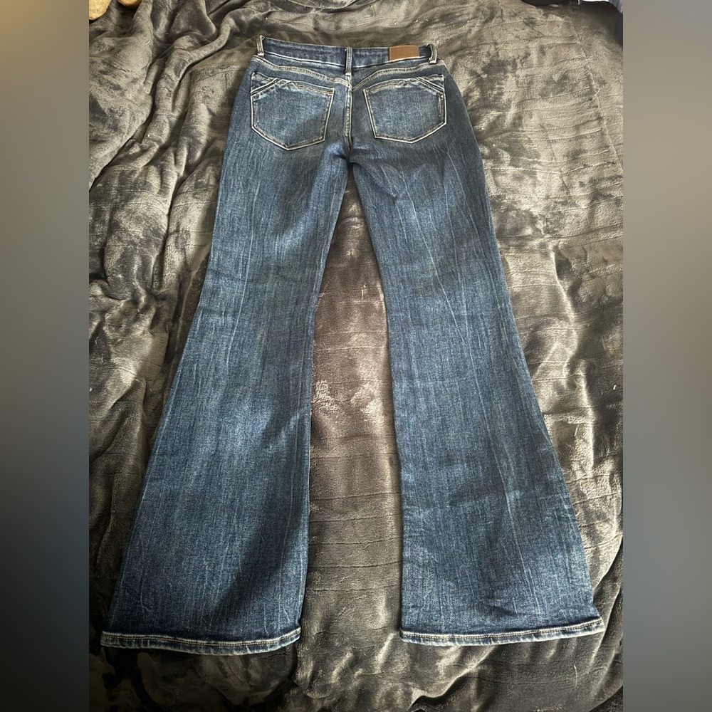 NWOT Buckle Lowrise Bootcut Jeans - Picture 5 of 12